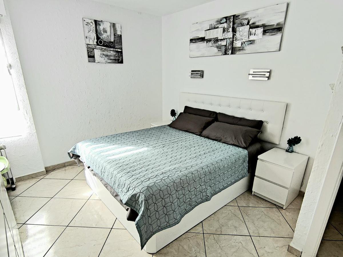 Minerva 1-Bedroom Close To The Beach Park Etc Benalmádena Esterno foto
